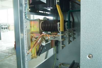 供應(yīng)固定式vs1真空斷路器開關(guān)柜廣東紫光電氣廠家直銷 廣東紫光電氣公司